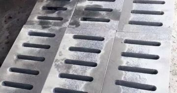 遵义 芝麻灰石材沟盖板