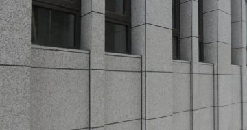 遵义芝麻灰外墙干挂石材及施工注意事项