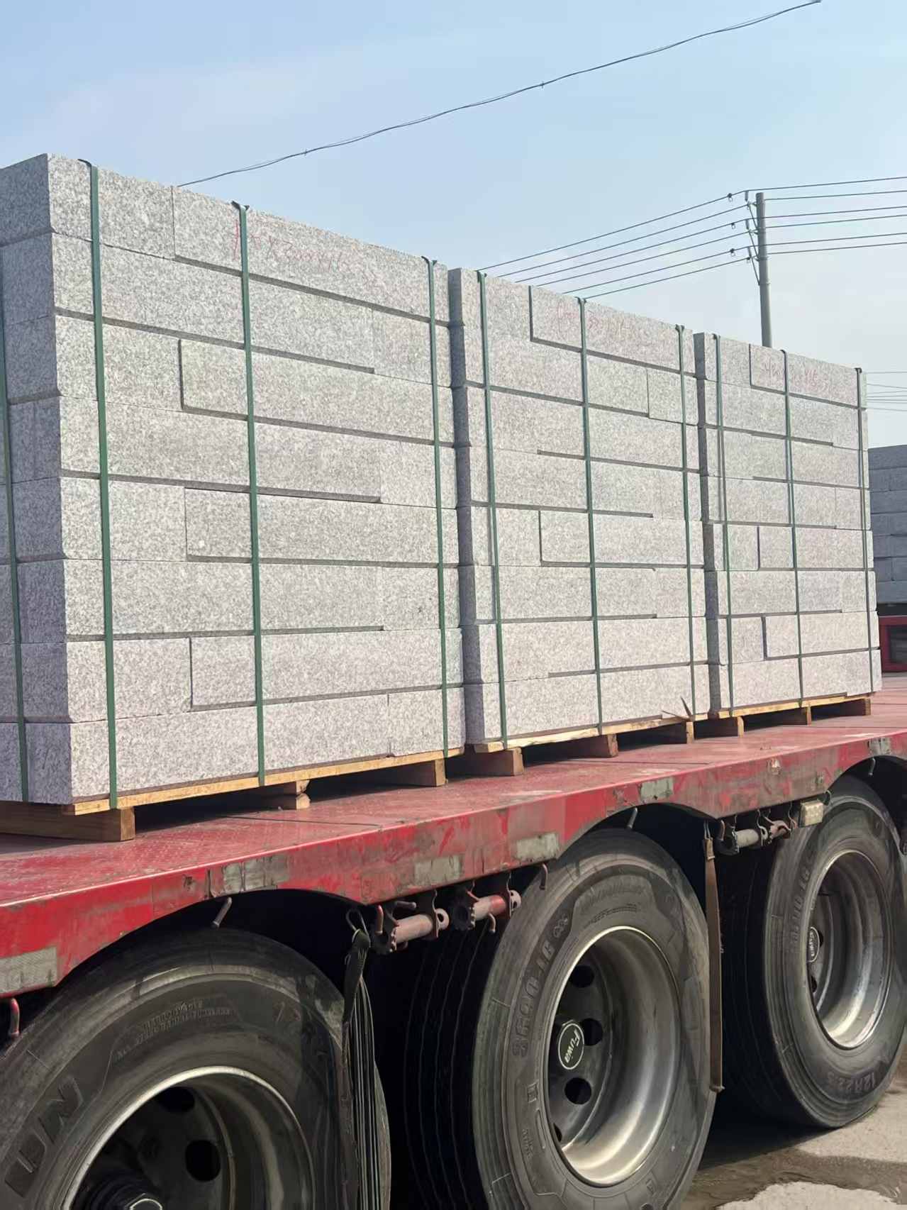 遵义 芙蓉白路沿石装车