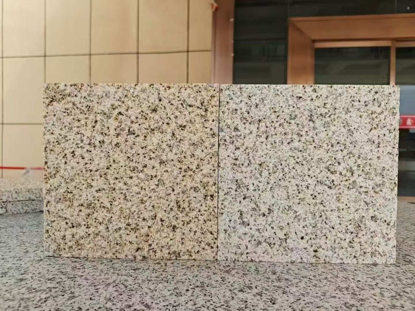 遵义 黄金麻荔枝面，中黄与浅黄