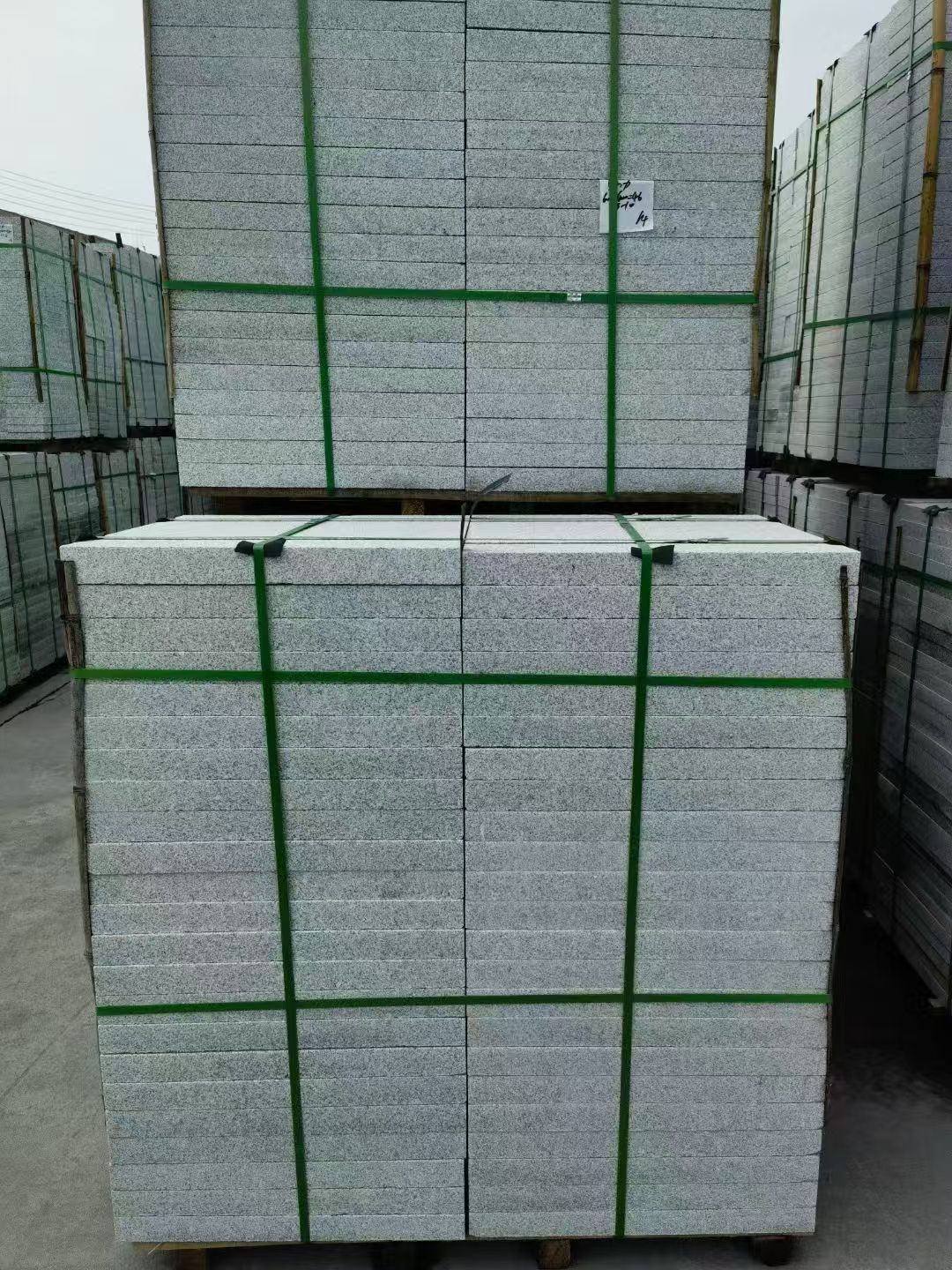 遵义 火烧面地铺石，街道广场园林市政工程板，1.8~5.0厚均有现货