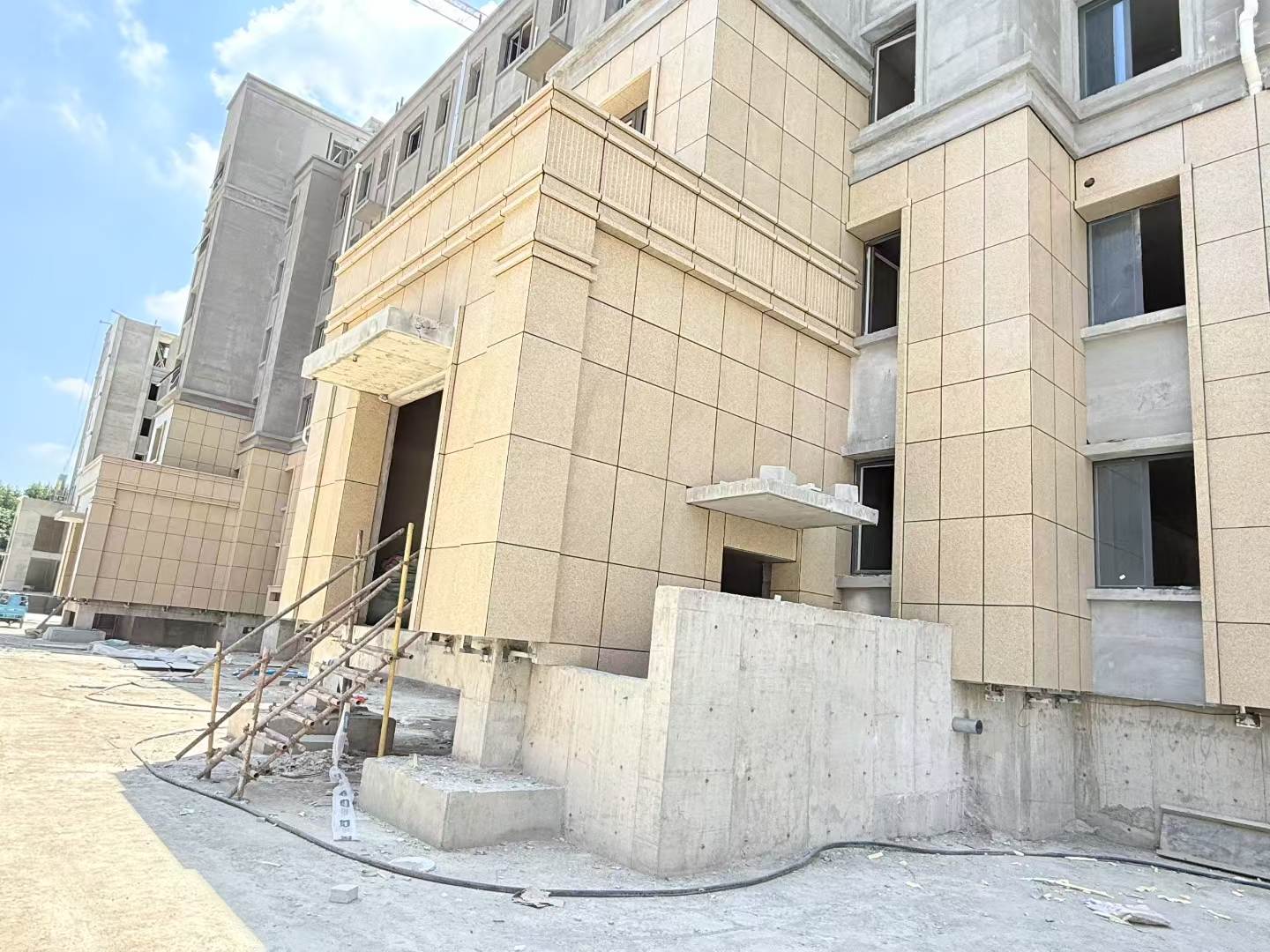 遵义 黄金麻干挂，工地实拍